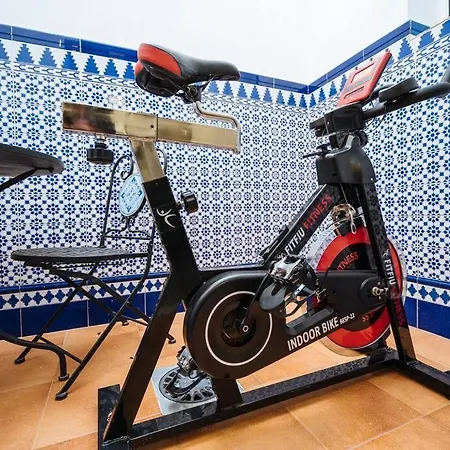 The Secret To A Great In * 1' Giralda Apartment